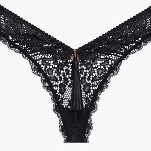 Savage X Fenty High-Leg Lace Thong
